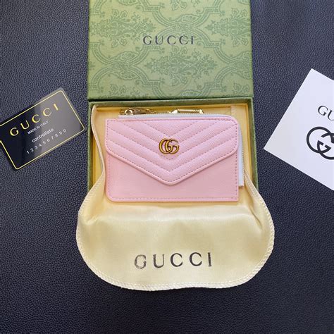 Gucci Card Case Durability 